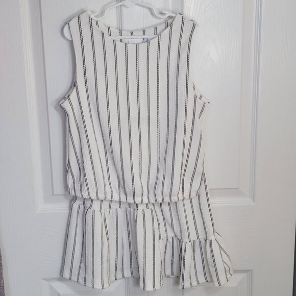 Zara 2 Piece Set Sleeveless Top And Skirt Black Embossed Stripes White Sz 10 New - Picture 2 of 9